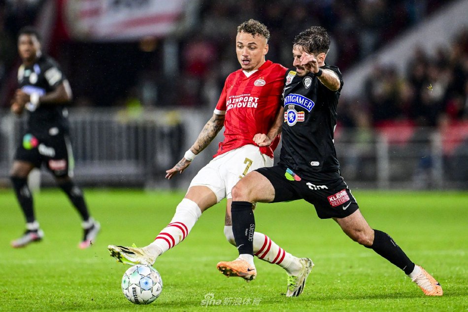 44亿美元 44亿美元